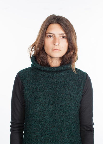 Boucle Turtle Neck in Green/Black - Demo