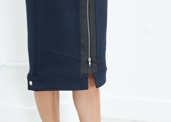 Contrast Zipper Skirt in Navy - Demo