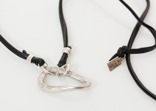 Bracelet 65 in Black - Demo